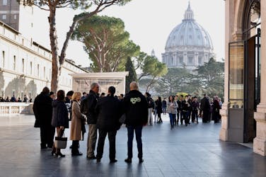 Verhalen van het Vaticaan skip-the-line middaghondleiding